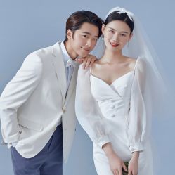 点击看大图 6000以上-挪娅婚纱摄影皇家会所