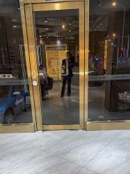 -一東造型烫发染发