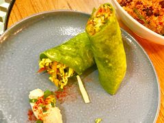 鲜虾牛油果卷饼-Moka Bros 摩卡站(西单大悦城店)