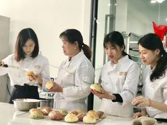 -美斯烘焙培训学院•蛋糕•面包•咖啡(宝安校区)