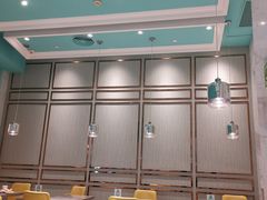 大堂-姚姚酸菜鱼·金戈戈香港豉油鸡(喜荟城联名店)