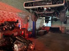 -席娜卡琳火车铁道夜市