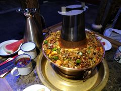-沪小二炭火蛙锅(淮海中路美食不夜城店)