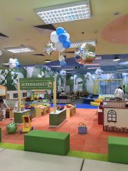 -莫莉幻想儿童乐园(北京金隅嘉品店)