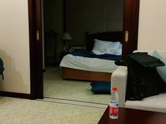 -清能·清江酒店(夷陵广场CBD中心店)