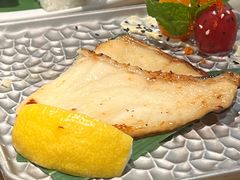 -阿吾罗·月咏精致日料(港汇恒隆广场店)
