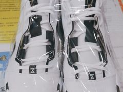 -翰皇直营洗衣洗鞋(望京鹿港店)