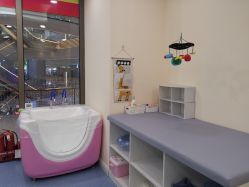 -四季宝贝婴幼儿水育成长中心(陆家嘴店)