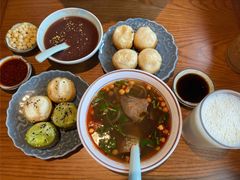 牛肉粉丝汤-鑫震源·苏式大虾生煎(山塘街店)