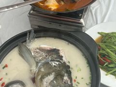 -万佛湖许老大铁锅鱼(黑金冠店)