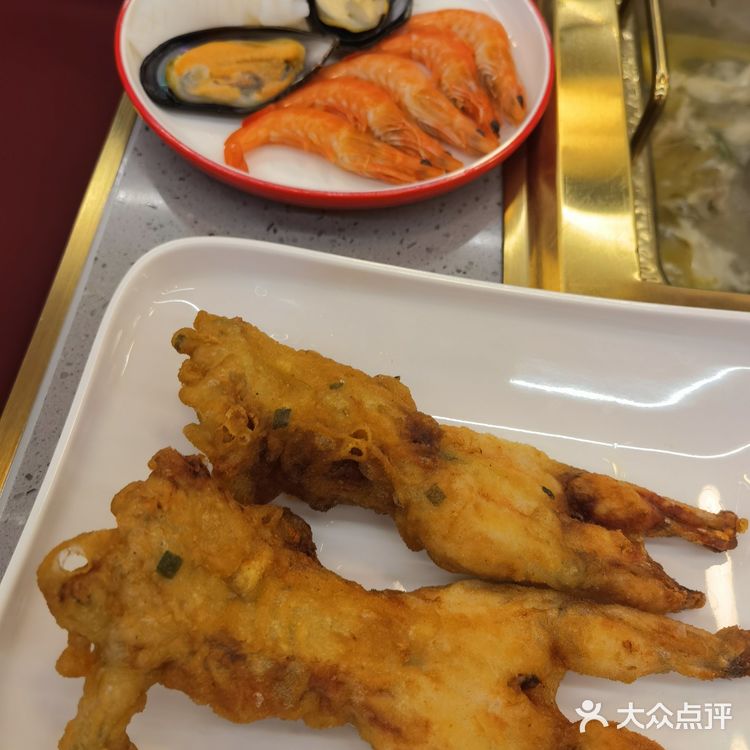 烈日炎炎下的牛蛙自由,宽尺巷鱼蛙自助