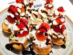 草莓忌廉华夫饼-BE BRIGHT KITCHEN(正佳广场店)