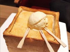 -童年小筑餐厅(申花路店)