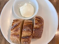 -ROAST coffee & eatery