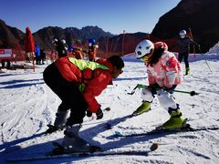 -荣盛康旅野三坡滑雪场