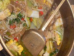 -毛肚向右·川渝毛肚王(经开永旺店)