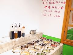 -同蛙阁美蛙鱼头火锅