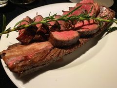 M9带骨和牛肋排-wann lounge 低温慢煮牛排·清吧