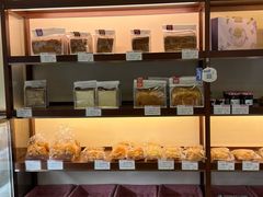-红宝石·鲜奶小方·海派西点房(金杨店)