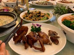 -东豪园林海鲜酒家(南港路辅路店)