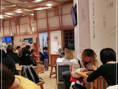 大堂-小满手工粉(上海月星环球港店)