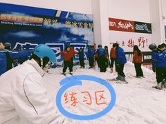 -绍兴启迪乔波冰雪世界