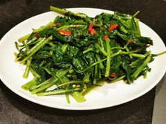 烧肉拼白切鸡饭-色香味(澳门巴黎人店)