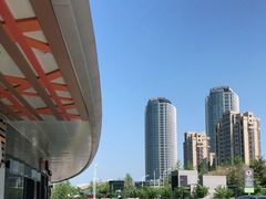 -永旺黄岛购物中心