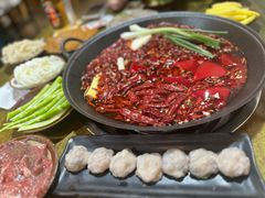 -黄潇洒老火锅(九眼桥宏济巷店)