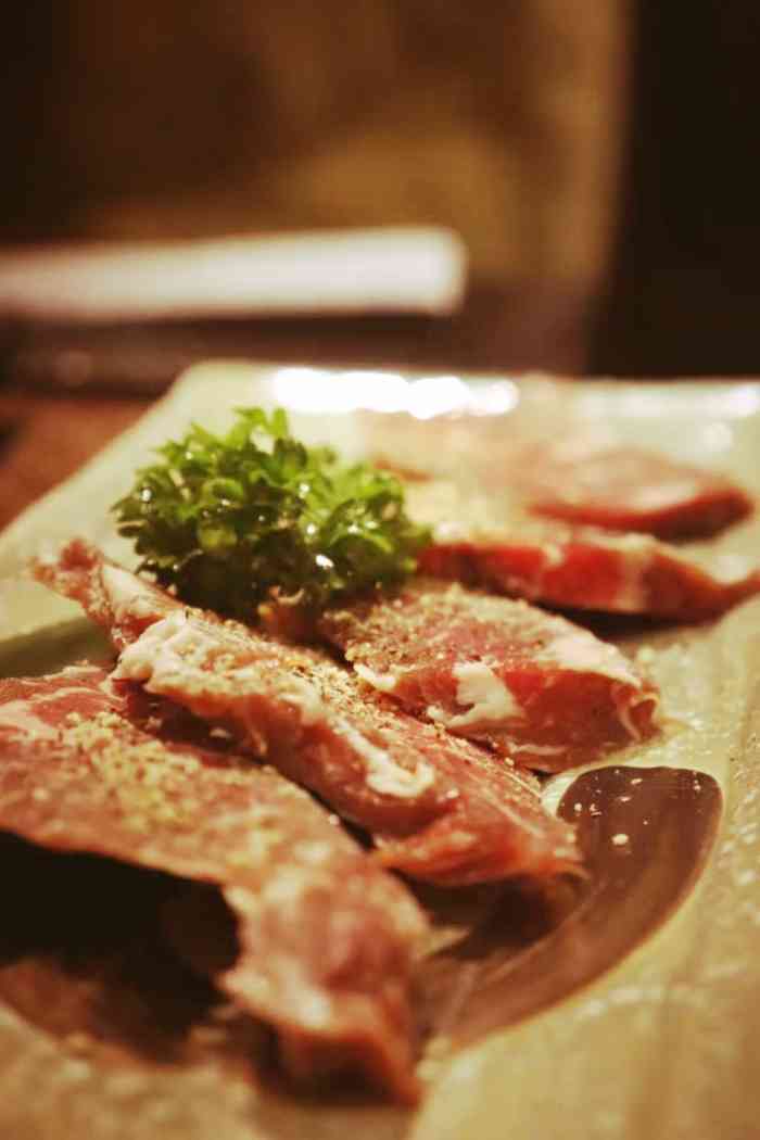 吾郎烧肉酒场(桐乡吾悦广场店)-"这家烤肉是聚餐的首选,很适合年轻人
