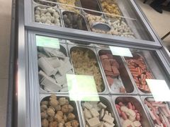 -荣吉招牌自助骨头锅(顾乡店)