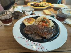 -豪客来牛排(重庆三峡广场步行街1704店)