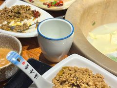 -滇香肴·云南菜蒸汽石锅鱼(云南北路店)