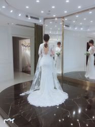 -拉瑞娜LaReine婚纱礼服高级定制