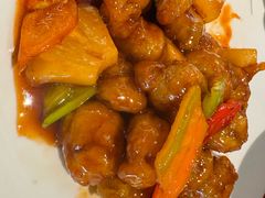 海鲜菠萝咕咾肉-老广酒楼(樱花店)