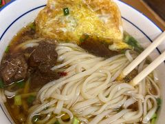 -矮子粉店1985·长沙米粉(湘春路店)