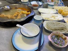 -光头药膳鸡(莱茵小镇店)