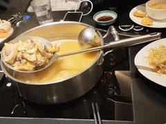 -鲜入唯煮·港式海鲜牛肉火锅(金宝街店)
