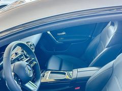 -宁波之星奔驰4S店(海曙店)