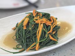 -汗腾格里·风味餐厅(新疆驻京办店)