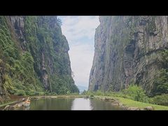 -苍山世界地质公园·石门关大峡谷