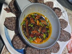 -七甲山烤肉(长白山奇石山珍根艺一条街店)