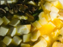 蟹粉豆腐-七的湖·晚芳亭·阳澄湖农家菜·大闸蟹(莲花岛店)