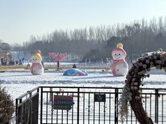 -王府井奥莱棋盘山小镇