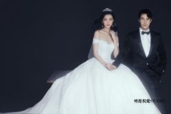 现代简约-巴黎婚纱摄影工作室