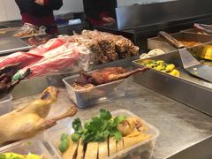 -狗撵鸭(泰山公寓店)