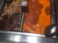 -海底捞火锅鲜切牛肉主题店(长寿路店)