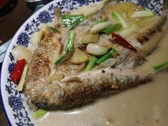 家烧小石斑鱼-天台徐家小吃