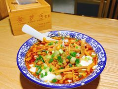 撒子豆花-龙抄手食府(浣花北路店)