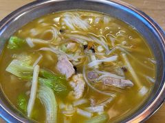 -丽丽三鲜螺蛳粉(田林路店)
